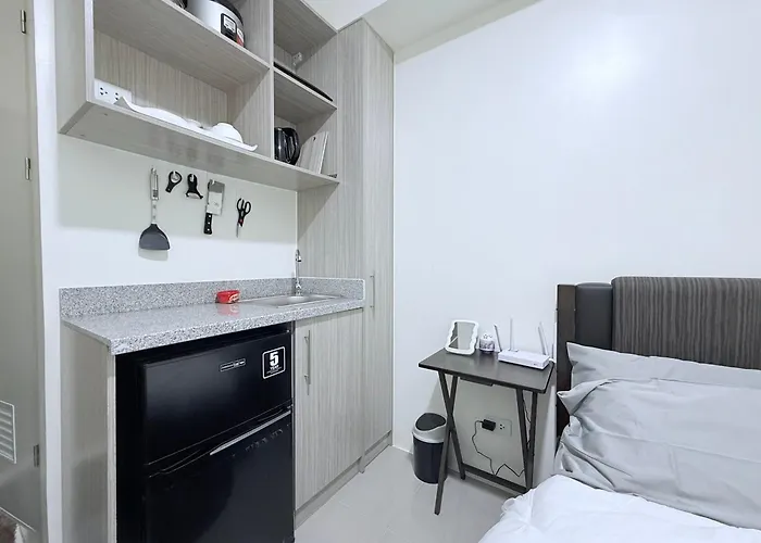 Urban Deca Towers Cubao ホテル
